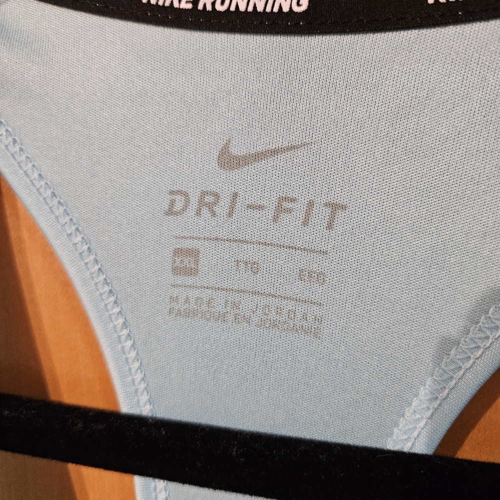 Nike Racerback Tank Size XXL - Picture 5 of 8